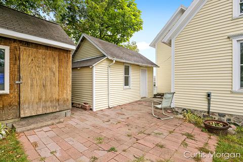 315 Hambrook St, Belding, MI 48809 photo 23