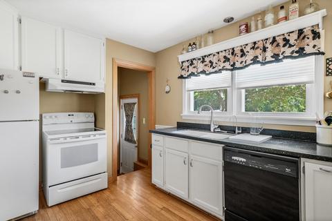 2385 Maple Dr, Jackson, MI 49203 photo 9