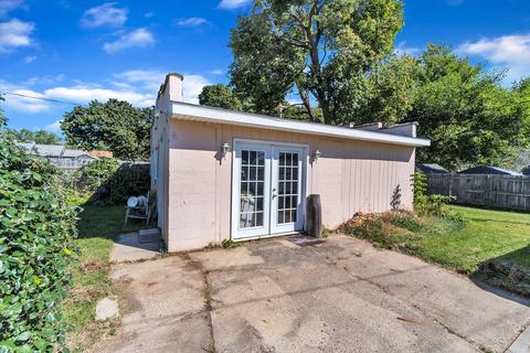 619 Winifred St, Jackson, MI 49202 photo 28