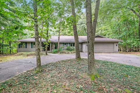 342 Greentree Ln NE, Ada, MI 49301 photo 1