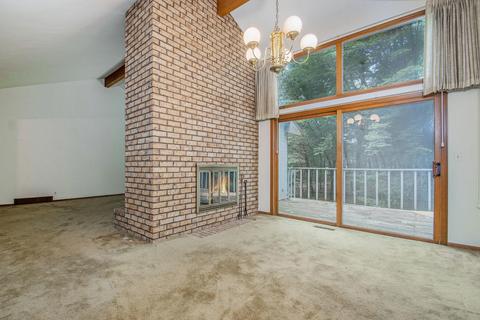 342 Greentree Ln NE, Ada, MI 49301 photo 5