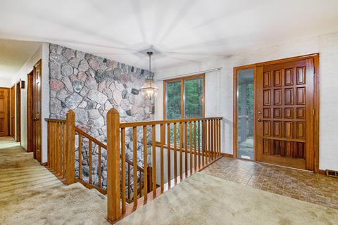342 Greentree Ln NE, Ada, MI 49301 photo 2