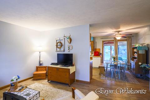 13201 Shutter Dr SE, Lowell, MI 49331 photo 8