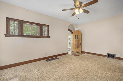 623 Orange St, Jackson, MI 49202 photo 7