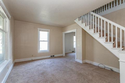 507 S Webster St, Jackson, MI 49203 photo 2