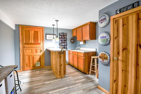 6000 Riverside Dr, Jackson, MI 49201 photo 38