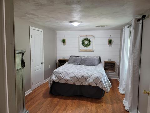 140 Comstock, Jackson, MI 49203 photo 5