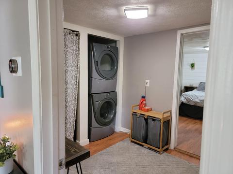 140 Comstock, Jackson, MI 49203 photo 14