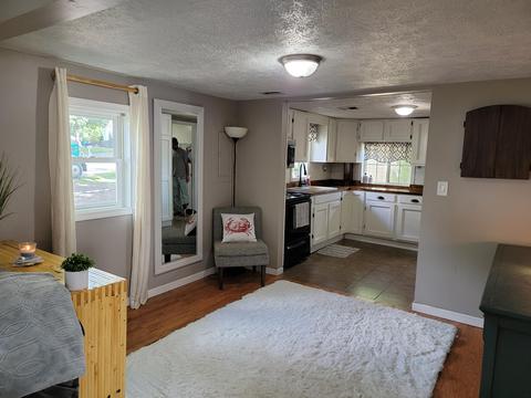 140 Comstock, Jackson, MI 49203 photo 13