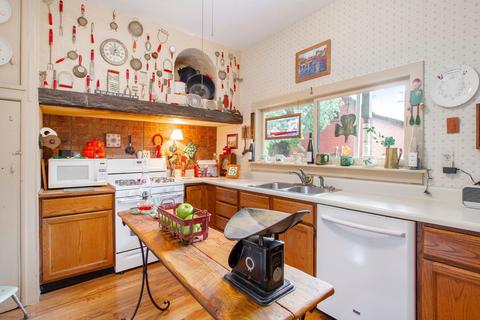 312 N Eagle St, Marshall, MI 49068 photo 10