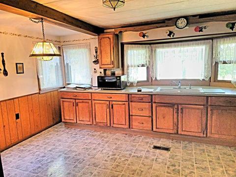 905 Beaver Rd, Bitely, MI 49309 photo 7