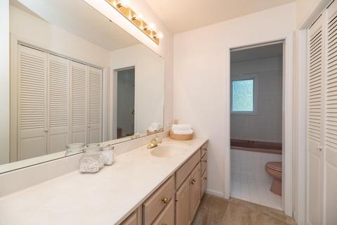 204 Golfview Dr, Plainwell, MI 49080 photo 33