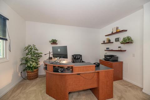 204 Golfview Dr, Plainwell, MI 49080 photo 17