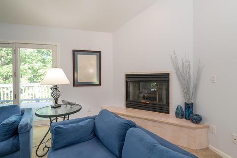 204 Golfview Dr, Plainwell, MI 49080 photo 9