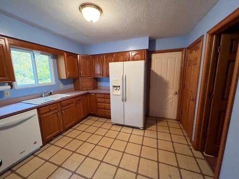355 E Dexter Trl, Mason, MI 48854 photo 17