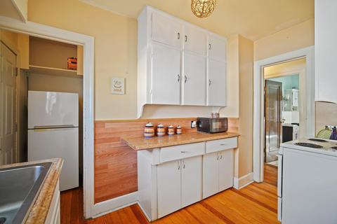 715 N Elm Ave, Jackson, MI 49202 photo 3
