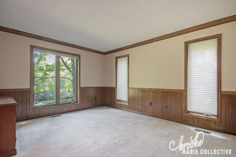 5409 Forest Bend Dr SE, Ada, MI 49301 photo 13
