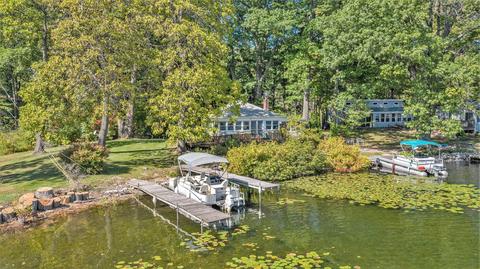 11039 Beech Is, Plainwell, MI 49080 photo 1