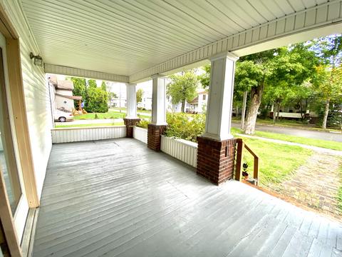 166 E Corey St, Bronson, MI 49028 photo 2