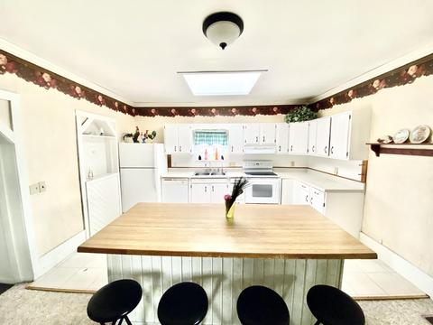 166 E Corey St, Bronson, MI 49028 photo 4