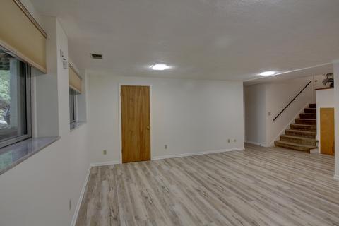 2113 Cascade Dr, Jackson, MI 49203 photo 64