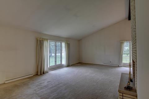 2113 Cascade Dr, Jackson, MI 49203 photo 9