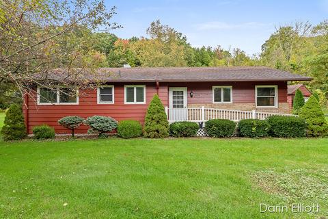 9439 E Fulton St, Ada, MI 49301 photo 4