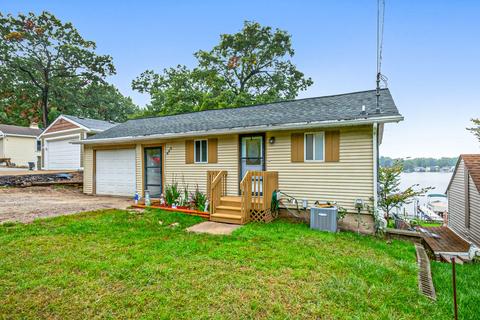 943 Ottney St, Jackson, MI 49201 photo 5