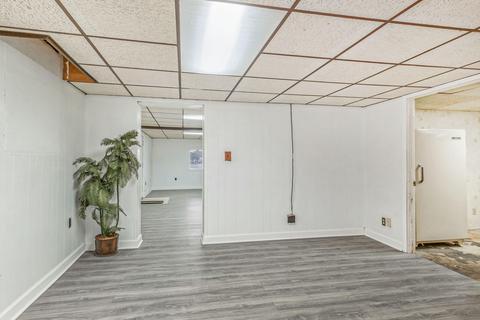 943 Ottney St, Jackson, MI 49201 photo 24
