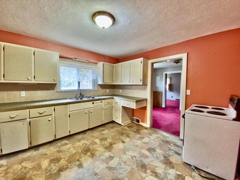 755 Wolverine Dr, Gladwin, MI 48624 photo 9