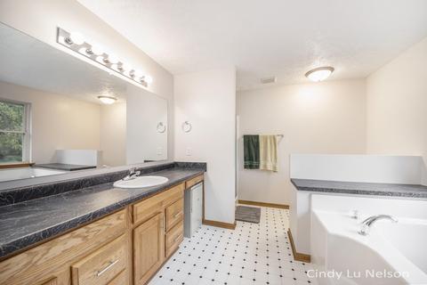 4147 30th St, Dorr, MI 49323 photo 42