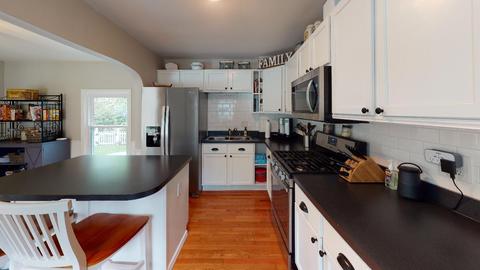 821 E Michigan Ave, Marshall, MI 49068 photo 9