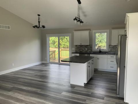255 E Dutch Mill St, Grant, MI 49327 photo 9