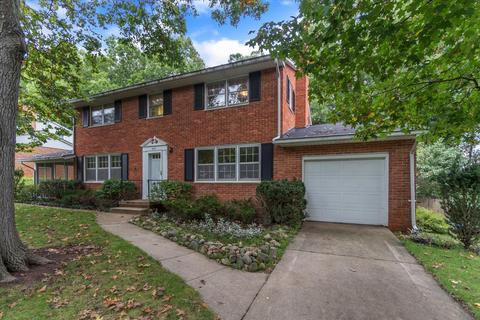 2127 Cascade Dr, Jackson, MI 49203 photo 1