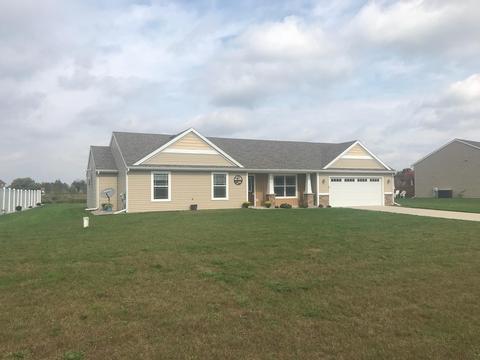 863 E Harmony Dr, Sparta, MI 49345 photo 2