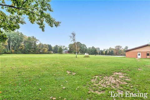4733 W Stanton Rd, Stanton, MI 48888 photo 25