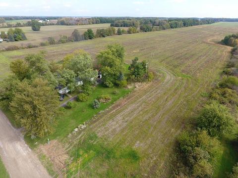 11579 Tuttle Rd, Waldron, MI 49288 photo 4