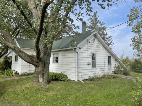 11579 Tuttle Rd, Waldron, MI 49288 photo 2