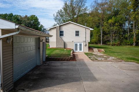5550 Oakpoint Rd, Jackson, MI 49201 photo 3