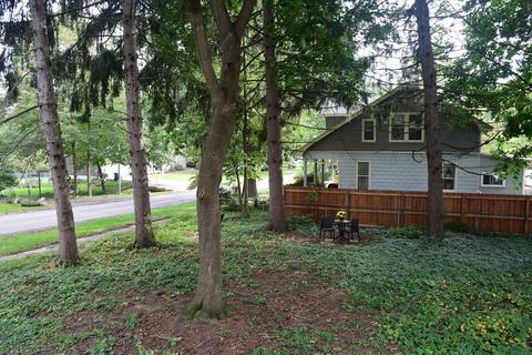 405 W Chart St, Plainwell, MI 49080 photo 7