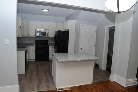 405 W Chart St, Plainwell, MI 49080 photo 15