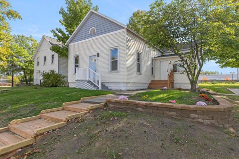 314 Oak St, Spring Lake, MI 49456 photo 1