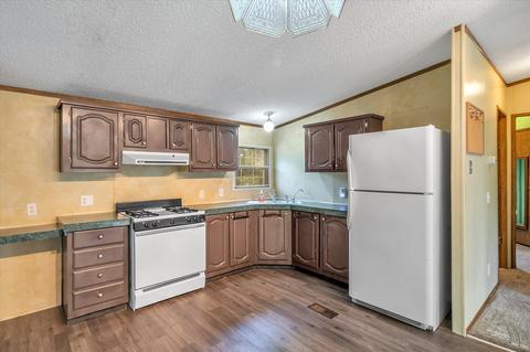 8624 Cady Rd, Jackson, MI 49201 photo 11
