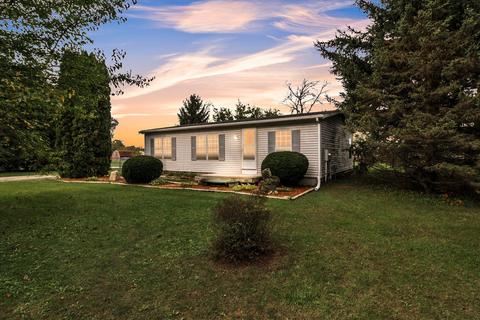 8624 Cady Rd, Jackson, MI 49201 photo 1