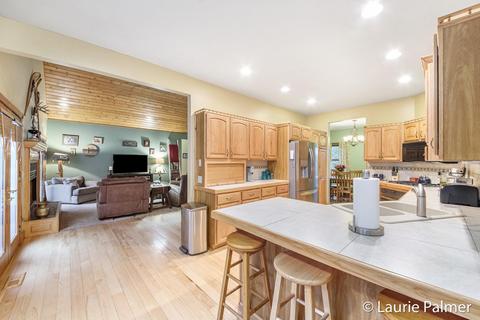 7076 Macarthur Rd, Saranac, MI 48881 photo 10