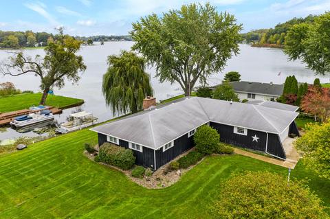 12376 Sunset Dr, Three Rivers, MI 49093 photo 1