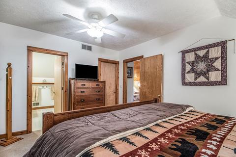 3942 26th St, Dorr, MI 49323 photo 9