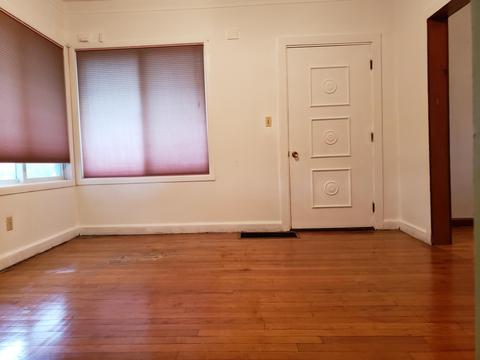 1352 Page Ave, Jackson, MI 49203 photo 3