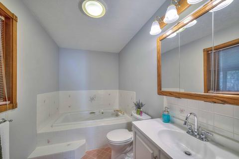 6207 Edgewood Dr, Jackson, MI 49203 photo 20