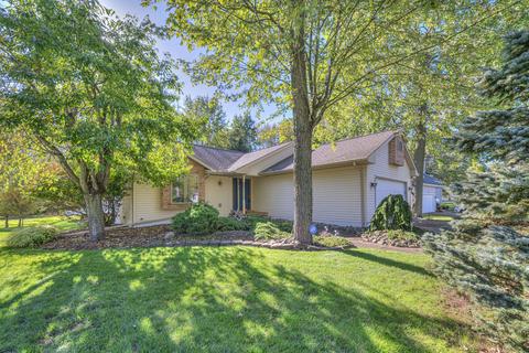 6207 Edgewood Dr, Jackson, MI 49203 photo 1